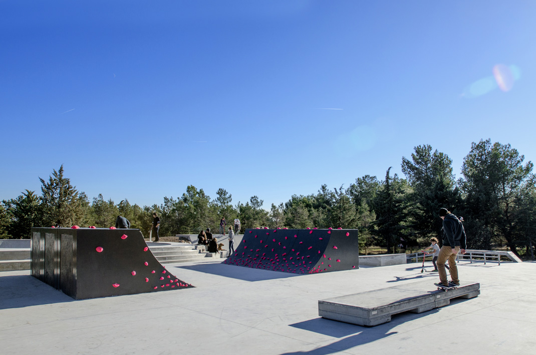 Le Plateau Skatepark Ventabren Skate Spot 3/5