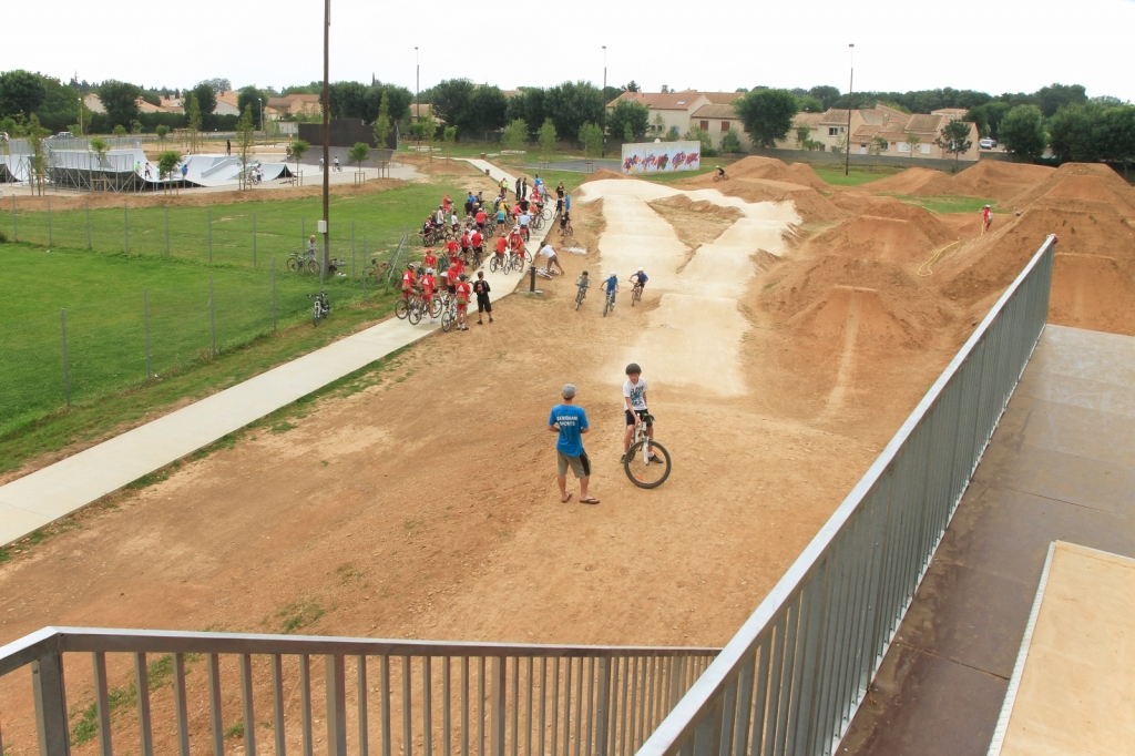 Parc de Sports Urbains Dirt Sérignan Skate Spot 4/5