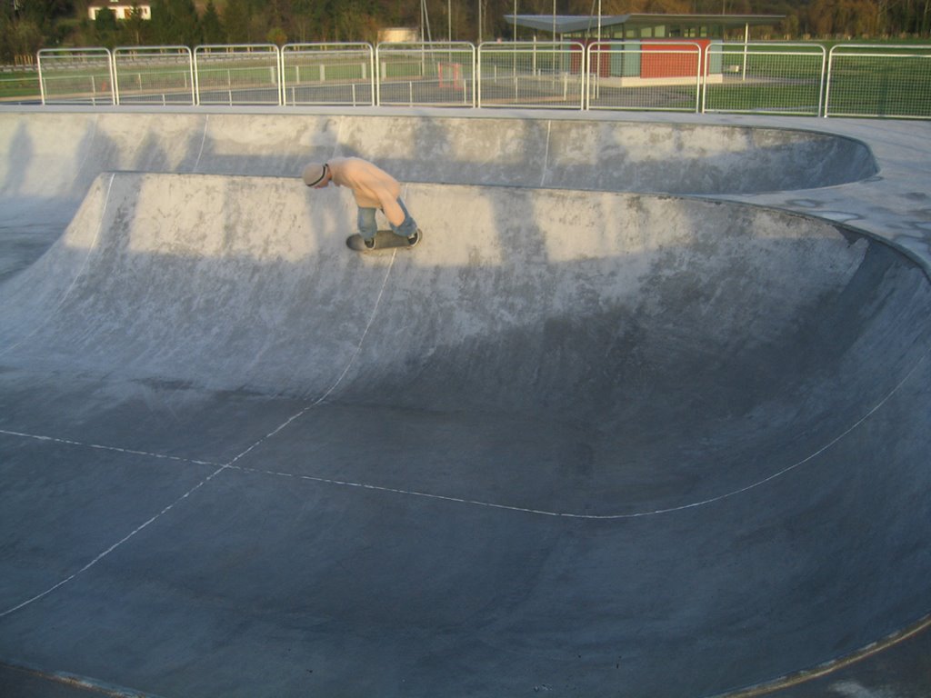 Le Grand Marais Bowl Amiens Skate Spot 4/5
