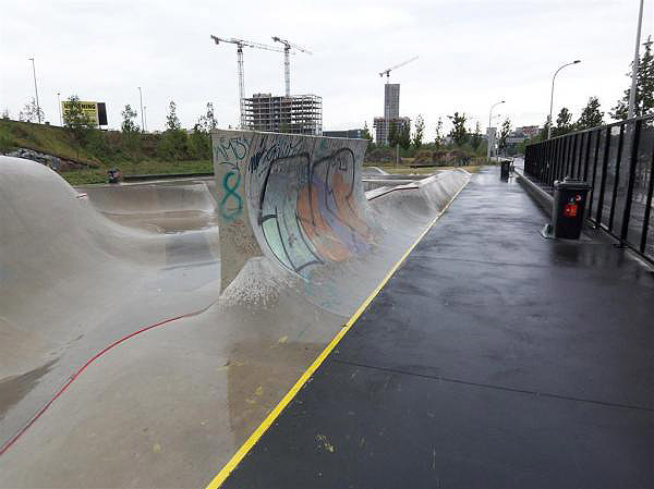 Park Noord Bowl Antwerpen Skate Spot 5/5