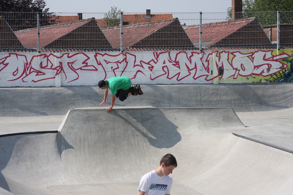 Izzepark Skatepark Izegem Skate Spot 4/5