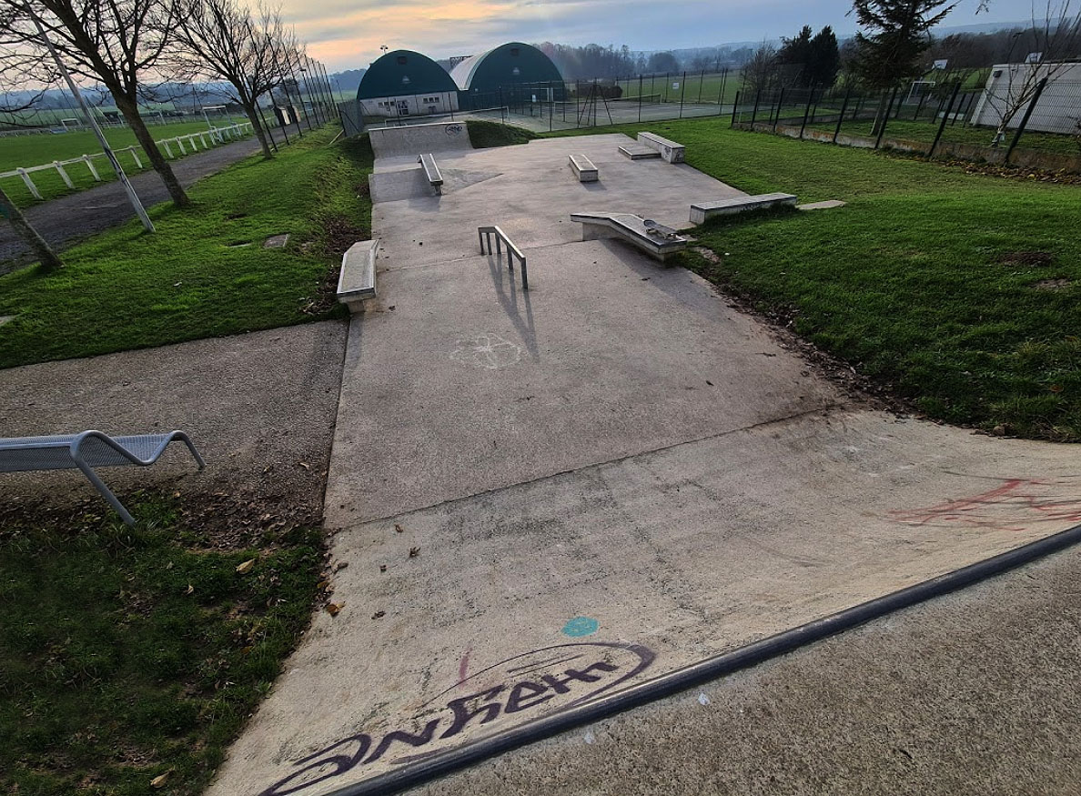 Albert Loquet Skatepark Ardres Skate Spot 3/5