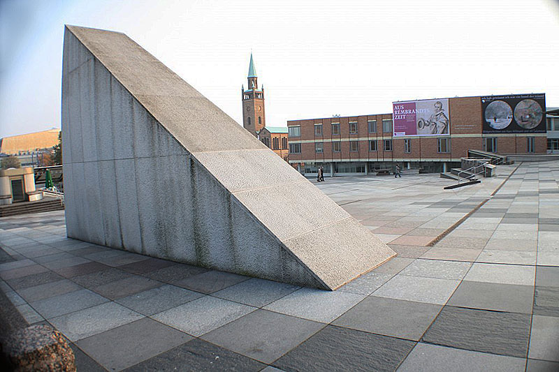 Baustelle Kulturforum Plaza Berlin Skate Spot 5/5