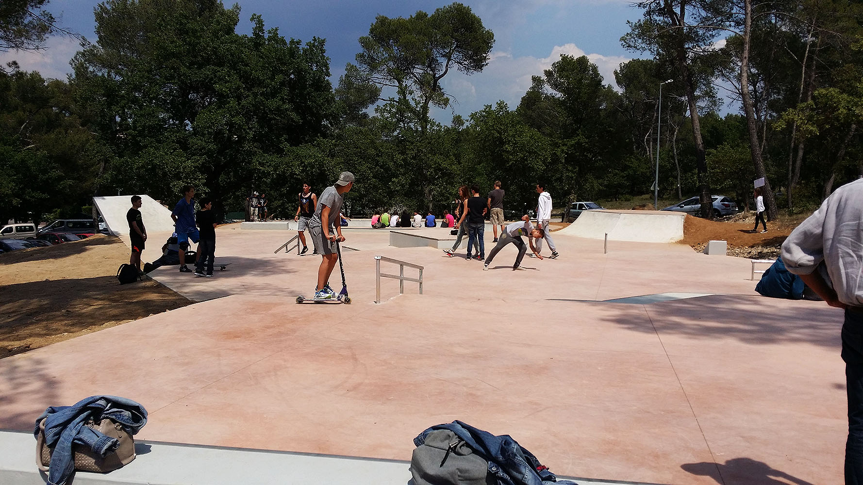 Collège d' Aurumy Skatepark Fuveau Skate Spot 4/5