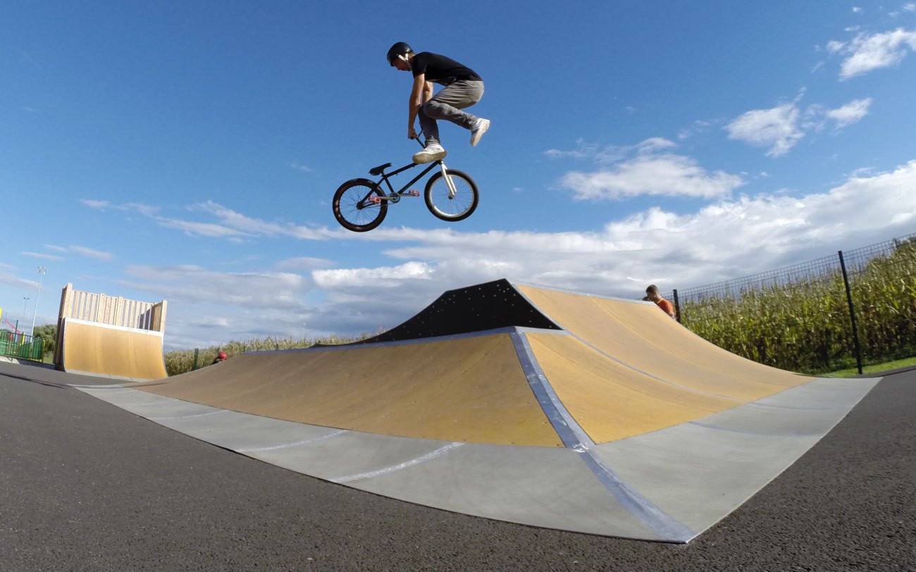 Complexe Sportif Skatepark Beinheim Skate Spot 2/5