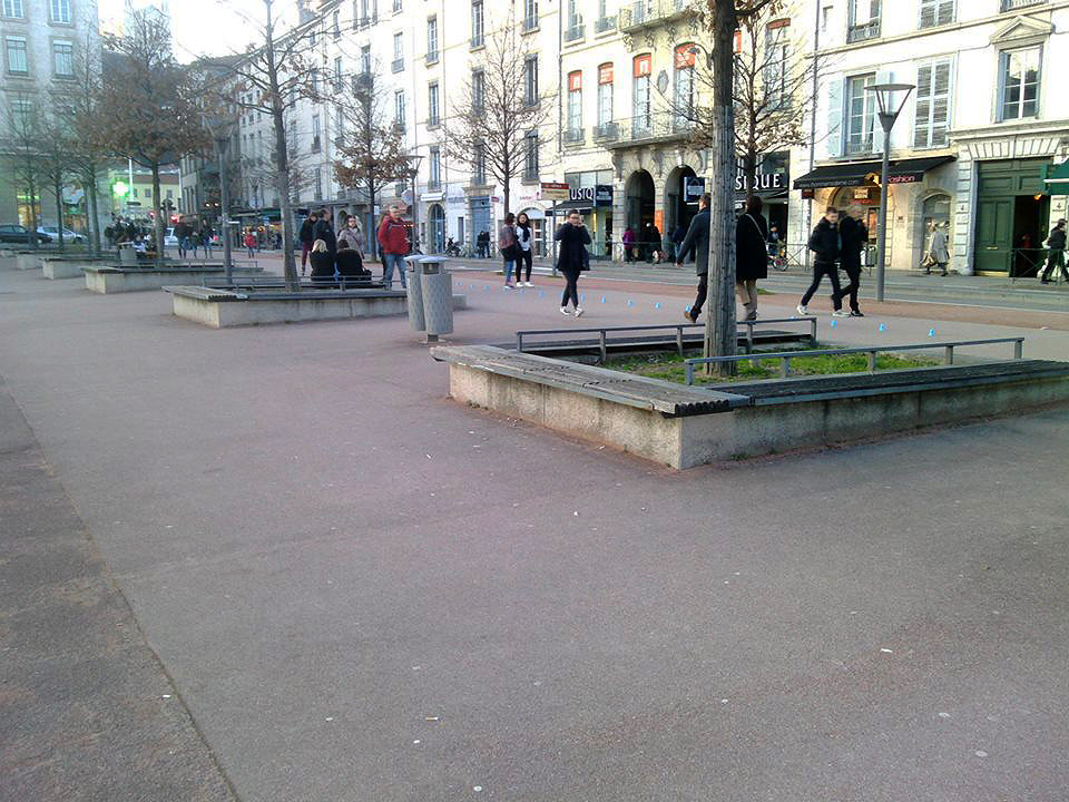 Place Bellecour Spot Street Lyon Skate Spot 3/5