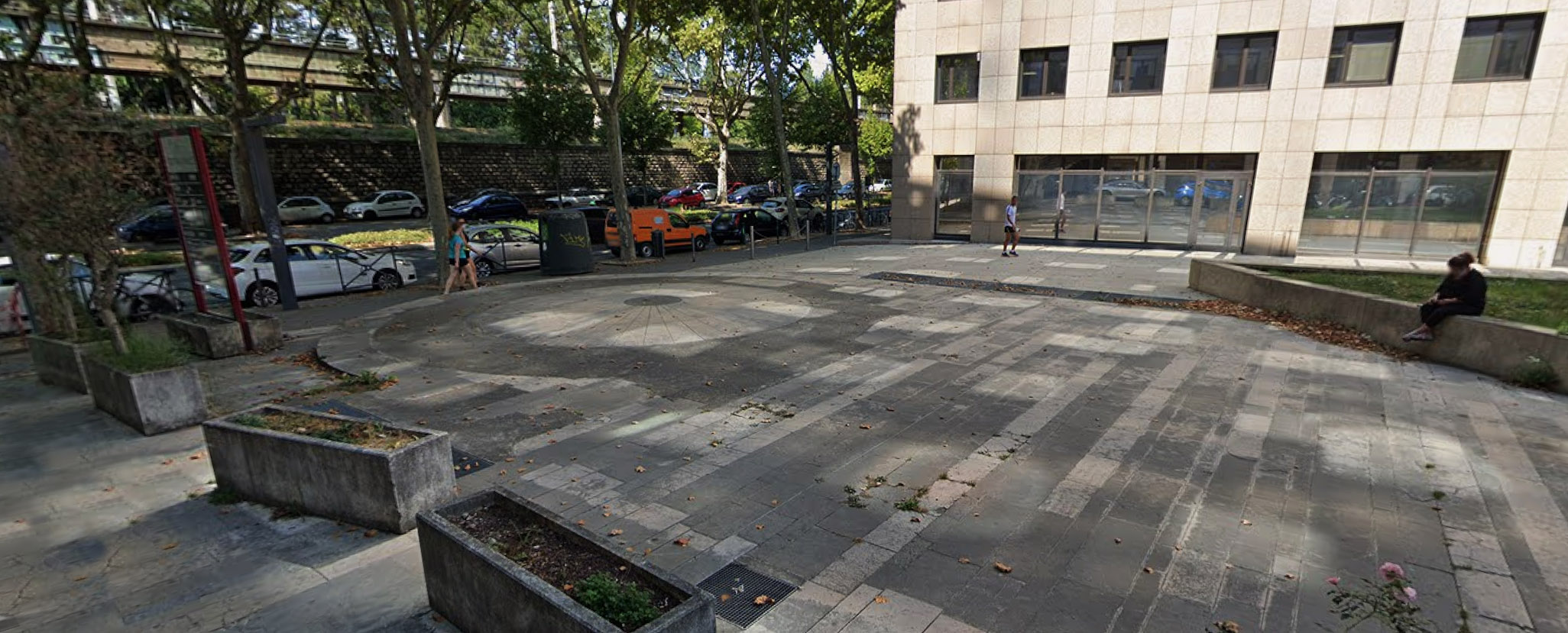Guerin Street Spot Street Villeurbanne Skate Spot 3/5