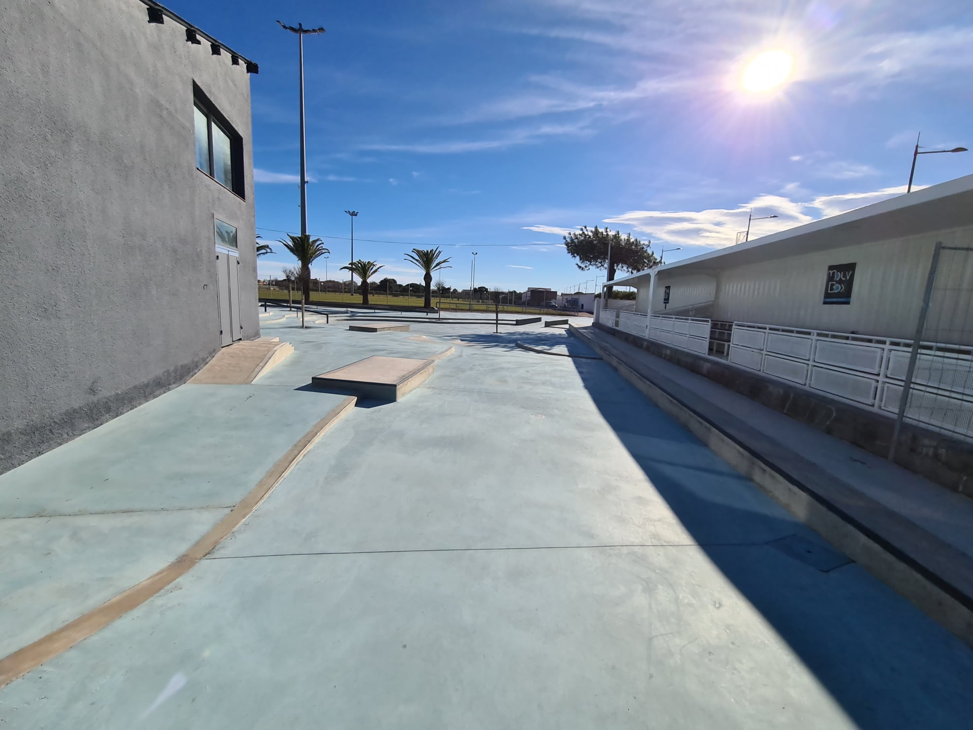 ShakaPark Out Spot Street Le Barcarès Skate Spot 4/5