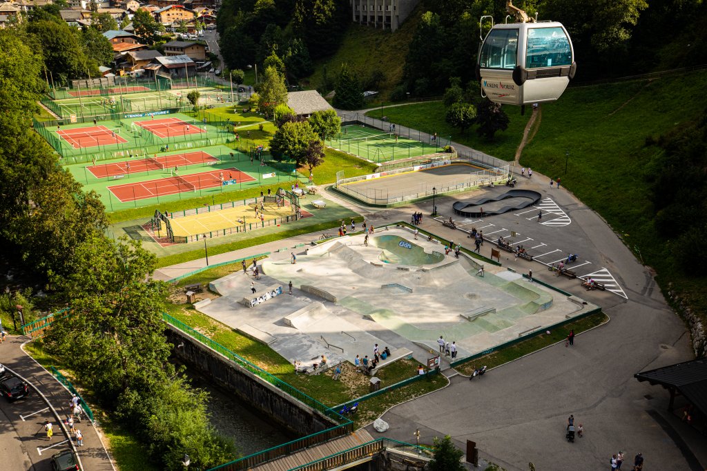 Škoda Arena Skatepark Morzine Skate Spot 3/5