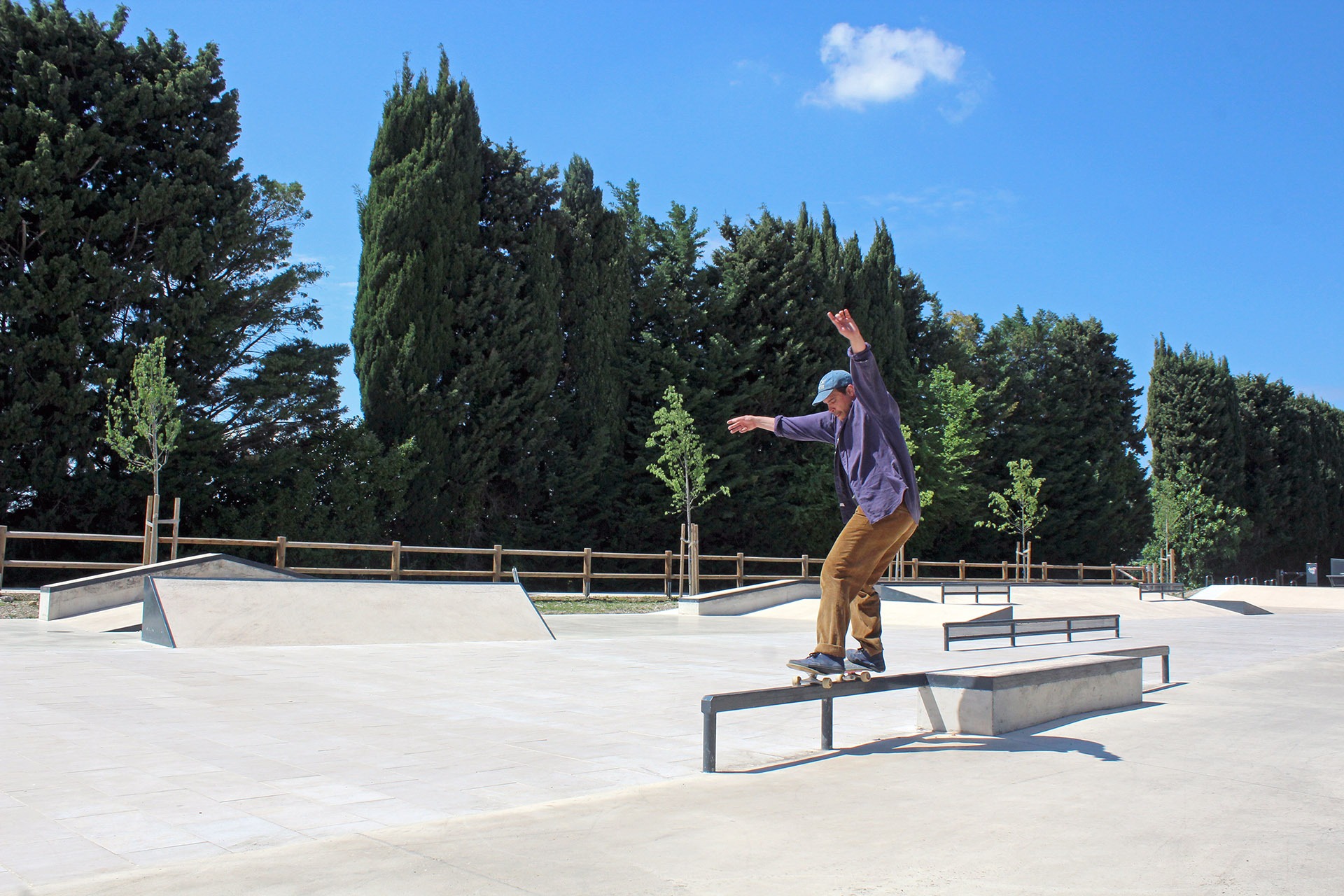 Les Arènes Skatepark Noves Skate Spot 4/5